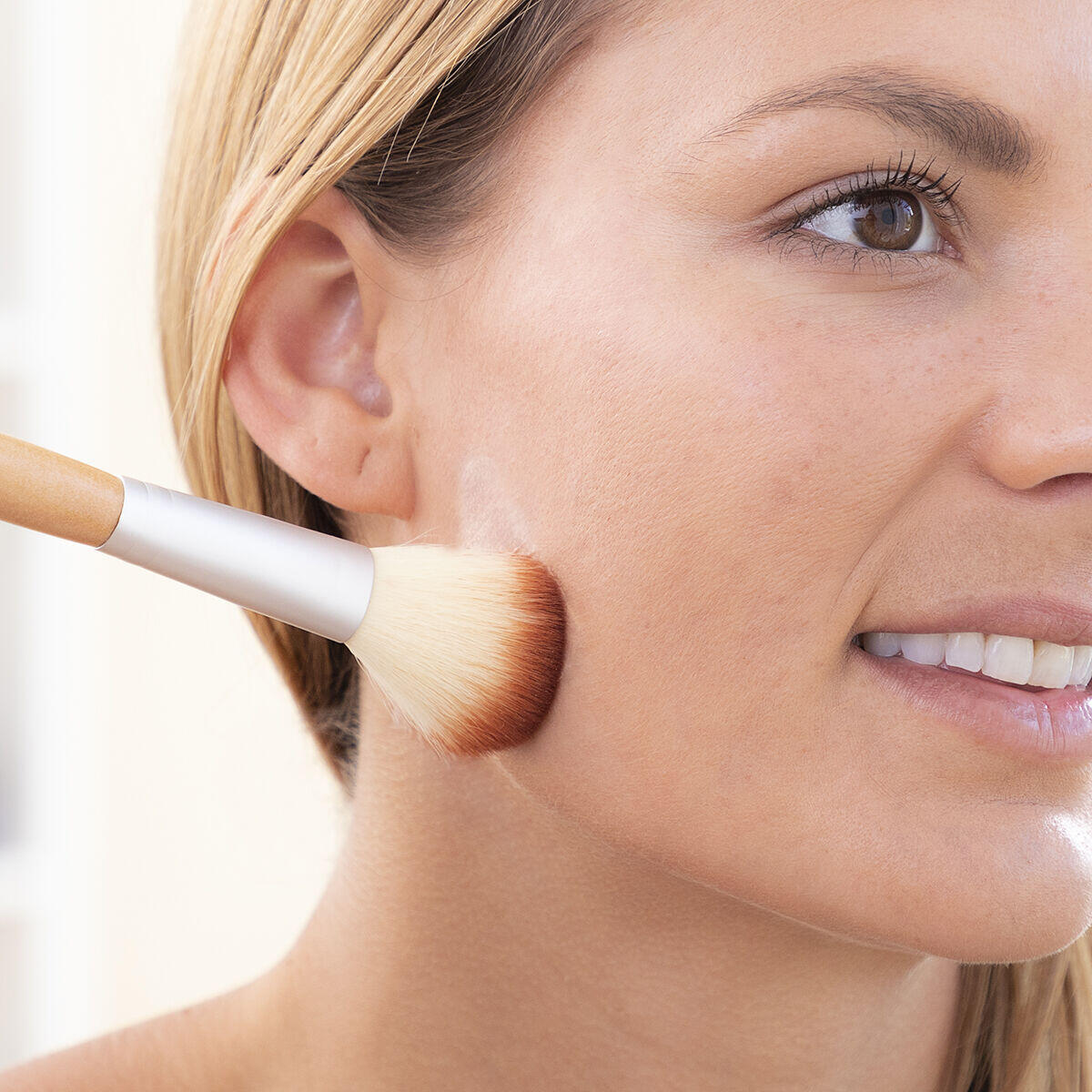 Parches Lifting Facial Invisibles – 40 Unidades