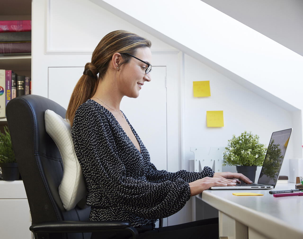 Almohada ergonómica para soporte y confort máximo